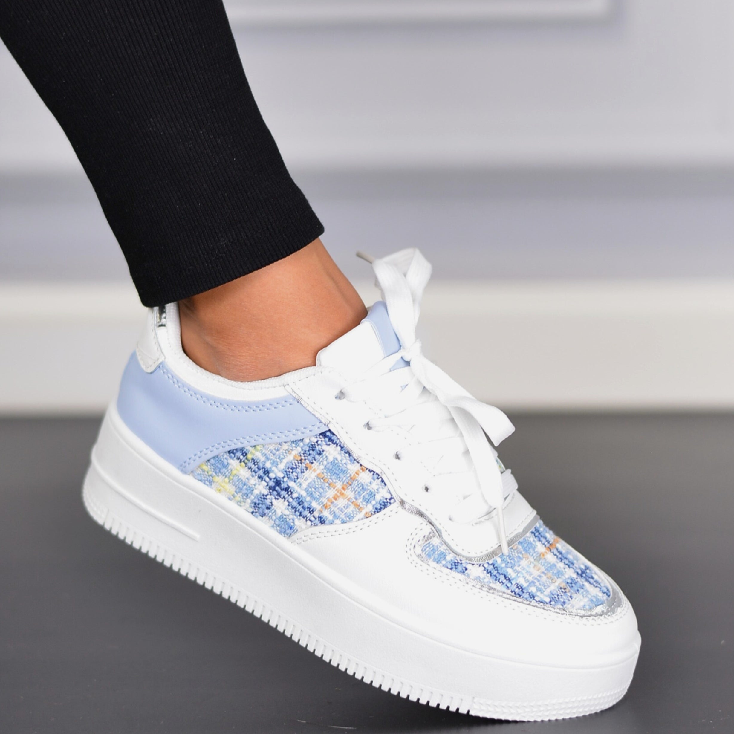 Sneakersi Xintia Albastru Din Piele Ecologică Și Material Textil