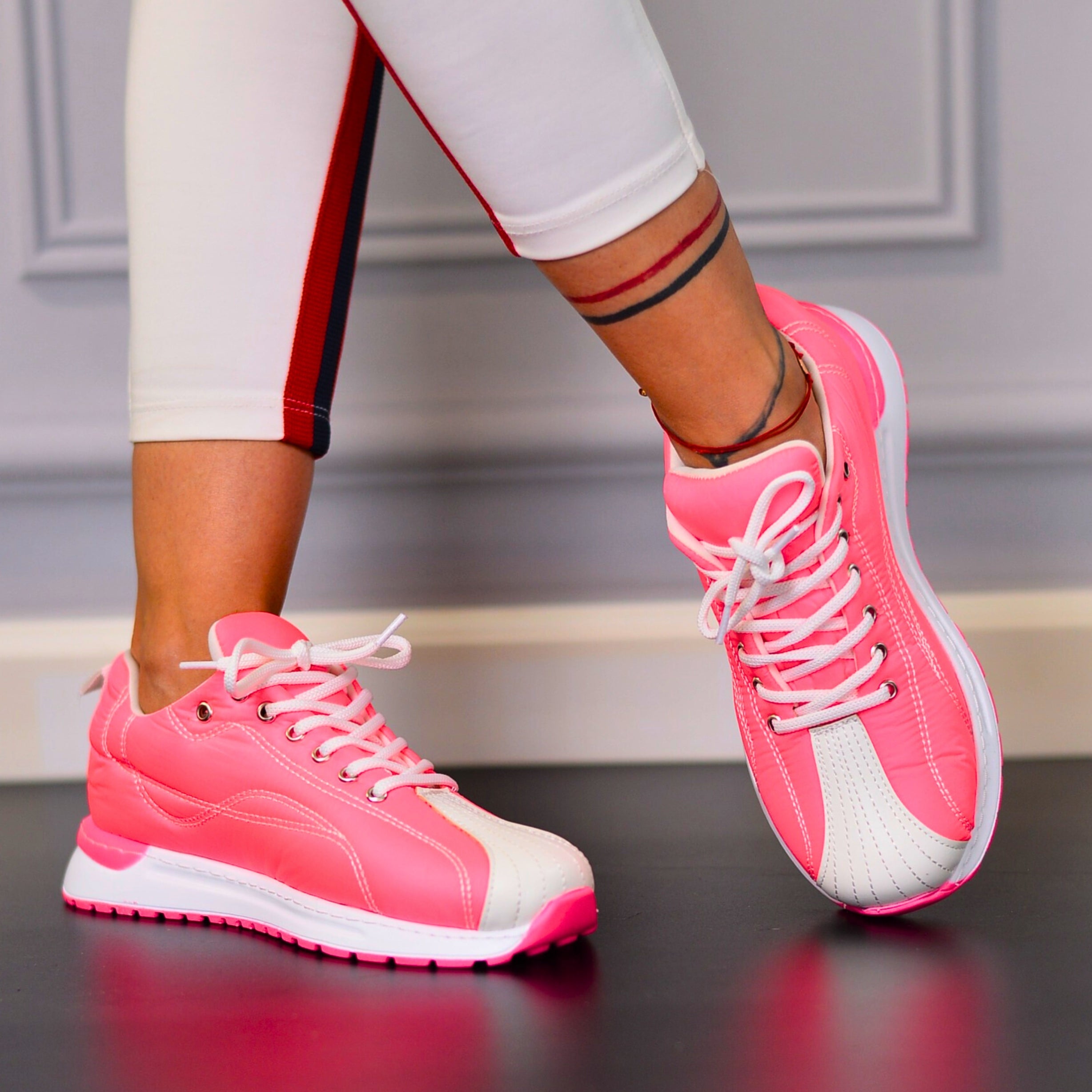 Sneakersi Dama Lorelay Roz Neon Din Material Impermeabil