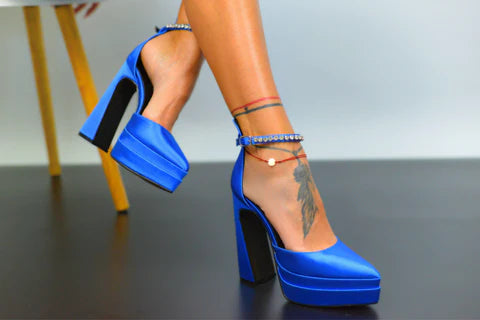 Pantofi De Dama Diamond Cu Toc Albastru Din Material Satinat